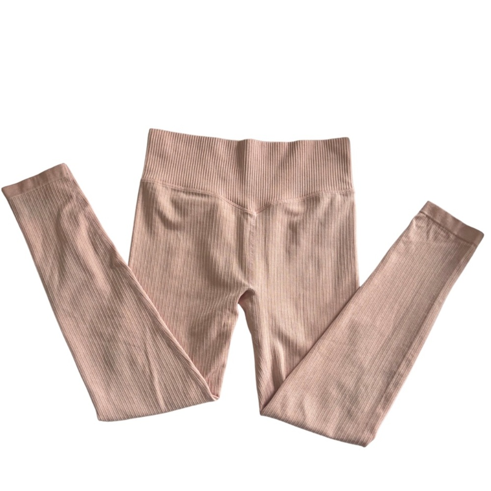 Pink Compression Workout Set Ribbed (top L bottoms M) - Picture 6 of 8